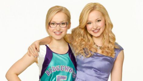 liv_and_maddie_promotional_pic_4.jpg